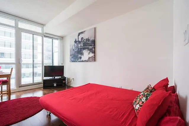 Apartment Stylish & Central Condo 1 Min From Union Station!! Toronto